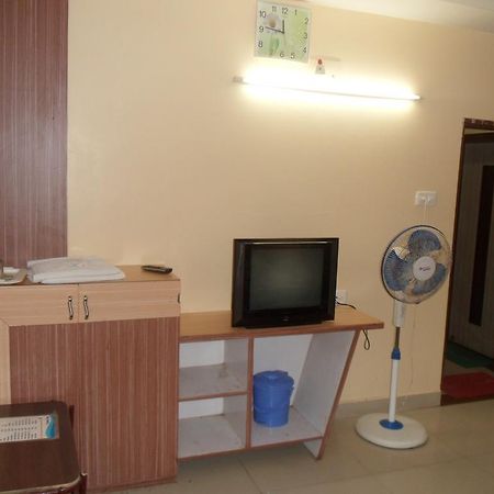 Hotel Raj Palace Dwārka Bagian luar foto