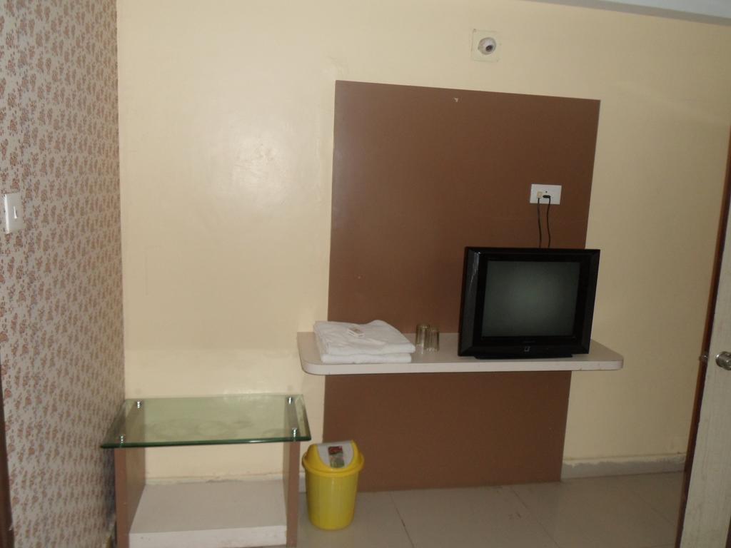 Hotel Raj Palace Dwārka Bagian luar foto